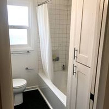 Foster Construction and Remodeling - After Bathroom SE Portland - General Contractors Near Me