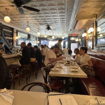 Neptune Oyster - Restaurant - Seafood Near Me - Boston, Massachusetts