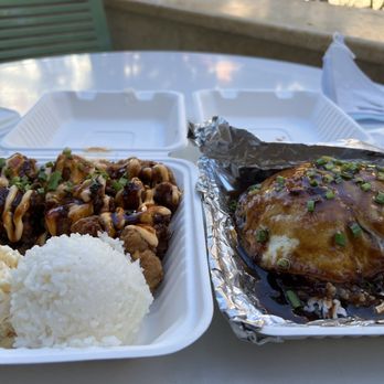 Joey's Kitchen - Loco moco and garlic chicken - Asian Fusion Near Me - Lahaina, Hawaii Joey's Kitchen - Loco moco and garlic chicken - Asian Fusion Near Me - Lahaina, Hawaii