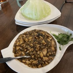Mosa Asian Bistro - Chicken Lettuce Wraps