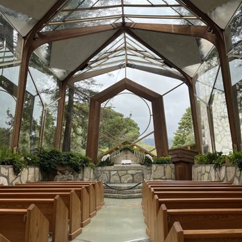 Wayfarers Chapel - Inside the chapel. - Churches Near Me - Rancho Palos Verdes, California Wayfarers Chapel - Inside the chapel. - Churches Near Me - Rancho Palos Verdes, California