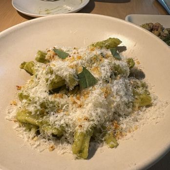 Little Moss - Pesto Pasta - New American Near Me - Dartmouth, Massachusetts Little Moss - Pesto Pasta - New American Near Me - Dartmouth, Massachusetts