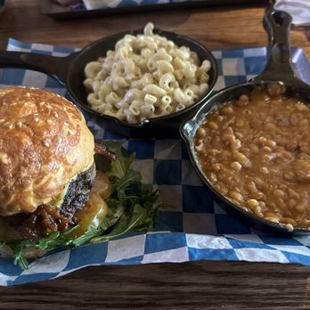 Redwood Taphouse - Sports Bars Near Me - Porterville, California Redwood Taphouse - Sports Bars Near Me - Porterville, California