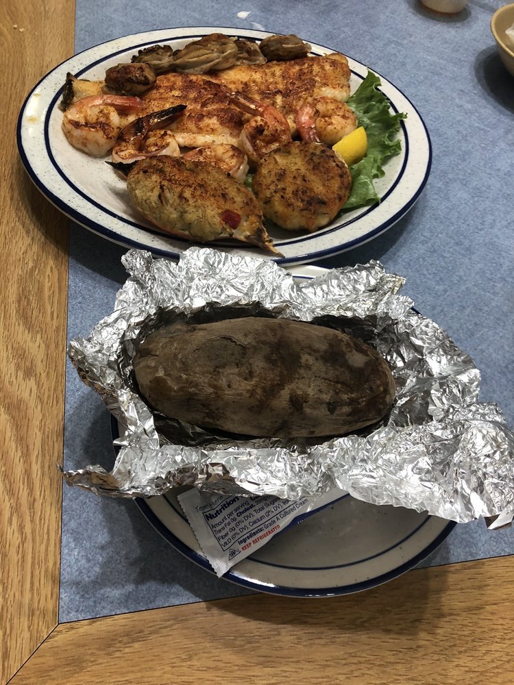 BLUE BAY SEAFOOD OF ALBEMARLE Updated November 2024 45 Photos & 39