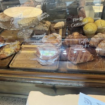 Ellie And Bird - Pastries - Coffee & Tea Near Me - Philadelphia, Pennsylvania Ellie And Bird - Pastries - Coffee & Tea Near Me - Philadelphia, Pennsylvania