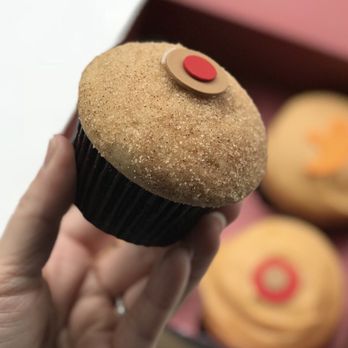 Sprinkles Plano - Cinnamon Sugar - Desserts Near Me - Plano, Texas Sprinkles Plano - Cinnamon Sugar - Desserts Near Me - Plano, Texas