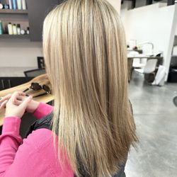 Evelyn Dickerson’s Hair Design