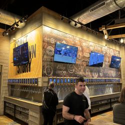 Oak and Stone - Wine/beer wall on tap