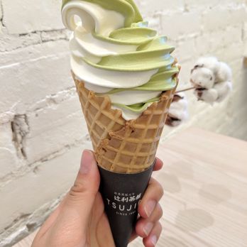 Bloom - Cafes Near Me - Toronto, Ontario
