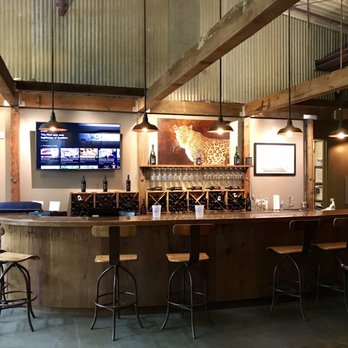 Williamson Wines - Loving their wine bar! - Wine Tasting Room Near Me - Healdsburg, California Williamson Wines - Loving their wine bar! - Wine Tasting Room Near Me - Healdsburg, California
