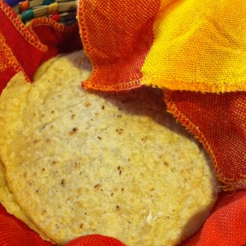 Restaurant Mole Del Rey - Handmade corn tortillas, hot off the comal - Mexican Near Me - Bell, California Restaurant Mole Del Rey - Handmade corn tortillas, hot off the comal - Mexican Near Me - Bell, California