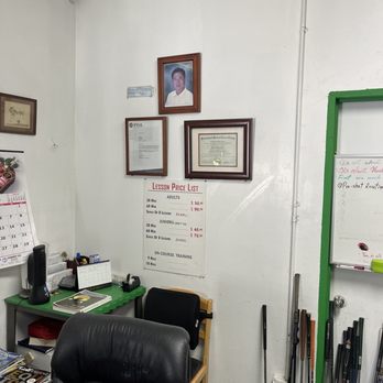 Custom Golf Shop - Certificates! - Golf Near Me - Honolulu, Hawaii Custom Golf Shop - Certificates! - Golf Near Me - Honolulu, Hawaii