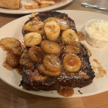 Café Croissant - Banana foster French toast - Bakeries Near Me - Miami, Florida Café Croissant - Banana foster French toast - Bakeries Near Me - Miami, Florida