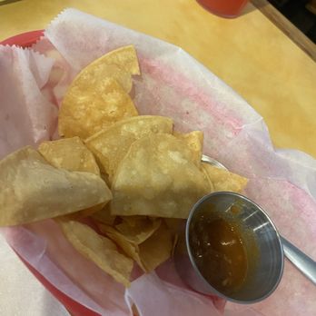 Fonda Santa Rosa - Chips y Salsa - Mexican Near Me - Houston, Texas Fonda Santa Rosa - Chips y Salsa - Mexican Near Me - Houston, Texas