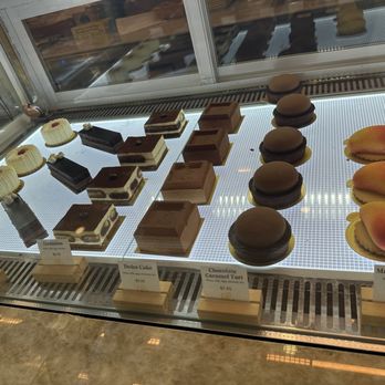 Fior di Latte - Cafes Near Me - Burnaby, British Columbia