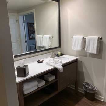 Bluegreen Vacations Suites at Hershey, Ascend Resort Collection - Bathroom - Hotels Near Me - Hershey, Pennsylvania Bluegreen Vacations Suites at Hershey, Ascend Resort Collection - Bathroom - Hotels Near Me - Hershey, Pennsylvania