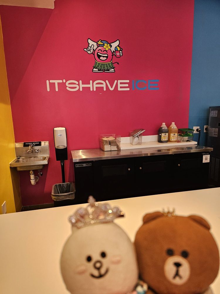 IT Shave Ice Logo