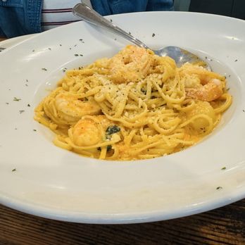 Mad & Vin - Seafood pasta - New American Near Me - Solvang, California