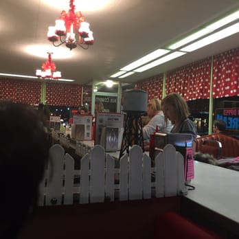 Choo Choo Restaurant - Burgers Near Me - Des Plaines, Illinois