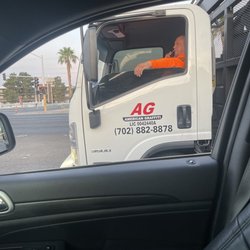 Reckless driver on his phone