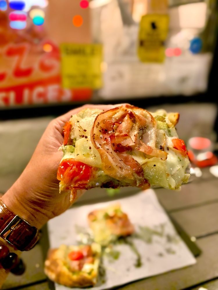 GUSTO PINSA ROMANA Updated October 2024 681 Photos & 592 Reviews