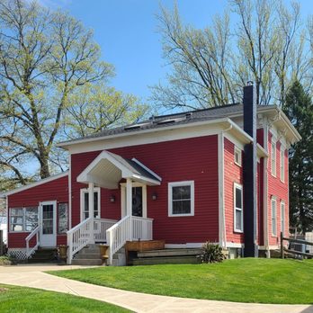 Filia Cellars - a red house with white trim - Wineries Near Me - Wadsworth, Ohio