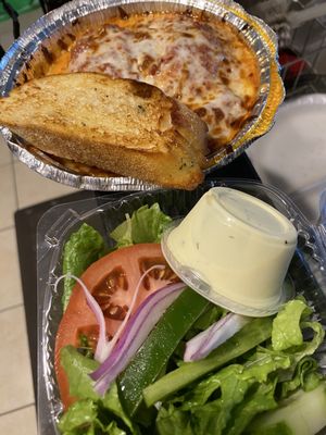 Maggio's Italiano by null