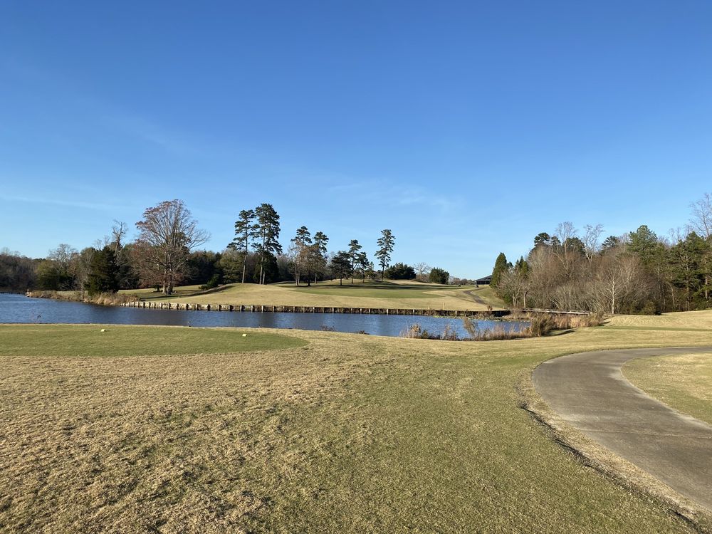 GREENSBORO NATIONAL GOLF CLUB Updated September 2024 14 Photos & 17 Reviews 330 Niblick Dr