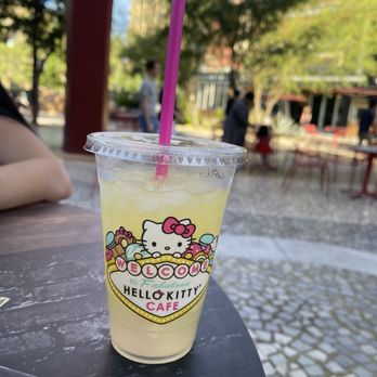 Hello Kitty Cafe - Desserts Near Me - Las Vegas, Nevada