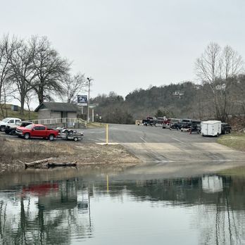 Holiday Island Marina - Boat ramp - Boating Near Me - Eureka Springs, Arkansas Holiday Island Marina - Boat ramp - Boating Near Me - Eureka Springs, Arkansas