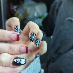 Sylva Nail Spa - Manicures by Van and Lily