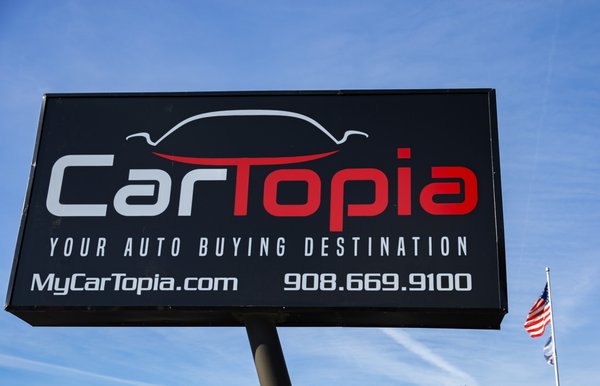 CarTopia by null