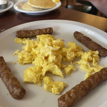 Sunshine Pancake House - Sausage & Scrambled Eggs - Breakfast & Brunch Near Me - La Mesa, California