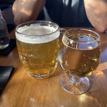 Teller's Taproom & Kitchen - Ska True Blond ale & Pear Cider - American Near Me - Lakewood, Colorado