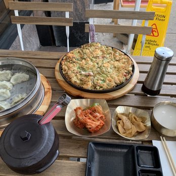 Daesung Korean Noodle - Dumpling, seafood pancake and Kimchi Jar - Korean Near Me - Flushing, New York