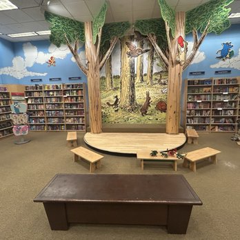 Barnes & Noble - Bookstores Near Me - Las Vegas, Nevada