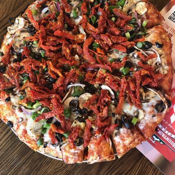 Mountain Mike's Pizza - Garlic Tuscan pizza - Pizza Near Me - Upland, California Mountain Mike's Pizza - Garlic Tuscan pizza - Pizza Near Me - Upland, California