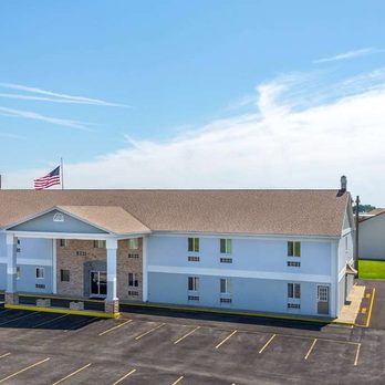 Super 8 by Wyndham Sidney - Exterior - Hotels Near Me - Sidney, Ohio