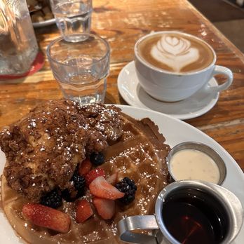Oddfellows - Fried Chicken and Waffle - Breakfast & Brunch Near Me - Dallas, Texas Oddfellows - Fried Chicken and Waffle - Breakfast & Brunch Near Me - Dallas, Texas
