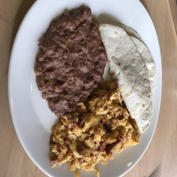 Margaritas - Mexican Breakfast - Chorizo and Egg, Refried Pinto Beans, and Warm tortillas - Mexican Near Me - Honolulu, Hawaii