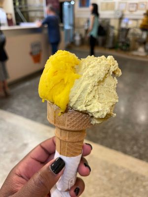 Gelateria Fassi - Gelato artigianale a Roma dal 1880 by null