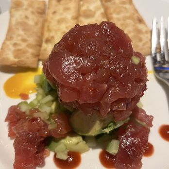 The Capital Grille - Tuna Tartare with Avocado, Mango and Sriracha - Steakhouses Near Me - Schaumburg, Illinois The Capital Grille - Tuna Tartare with Avocado, Mango and Sriracha - Steakhouses Near Me - Schaumburg, Illinois