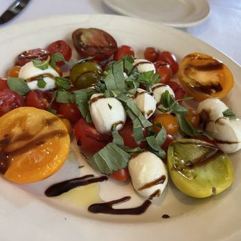 Cafe Fiore - Customized Caprese Salad - Italian Near Me - South Lake Tahoe, California Cafe Fiore - Customized Caprese Salad - Italian Near Me - South Lake Tahoe, California