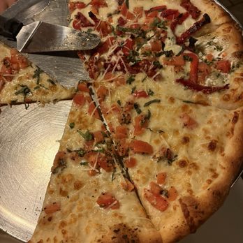 Leci's Italian Cafe - Italian Near Me - Jacksonville, Florida