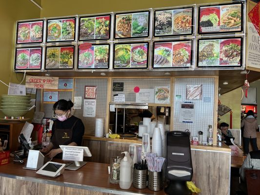 One More Noodle House 来一碗 by null