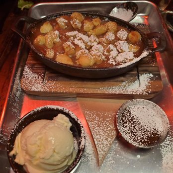 Bricks Corner - Apple Crumble - Bars Near Me - Salt Lake City, Utah Bricks Corner - Apple Crumble - Bars Near Me - Salt Lake City, Utah