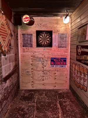 George & Jack's Tap Room by null