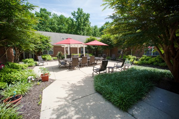 Commonwealth Senior Living at Georgian Manor by null