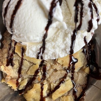 Irondequoit Beer Company - Warm Cookie and Ice Cream
Local Dope Munchie Crew's Chocolate Saltine Cookie warmed w/ Vanilla Bean Ice Cream. - Breweries Near Me - Rochester, New York