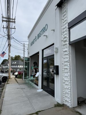 Honey's Bistro by null